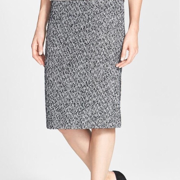 Pink Tartan Black and White Herringbone Wool Full Lined Pencil Skirt 10 Like New - Picture 2 of 16